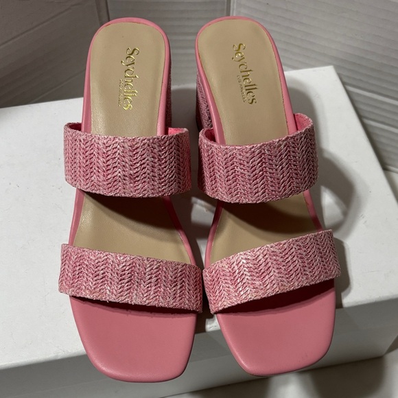 Seychelles two band block heel sandals. NWOT - Picture 1 of 7